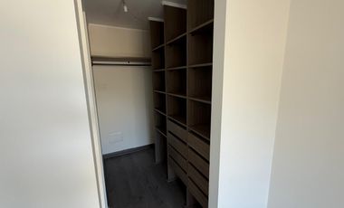 VENDO Casa Tipo Townhouse en Condominio Versalles. Barrio Frances