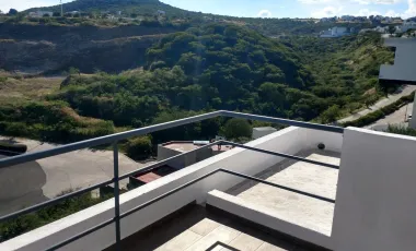 Casa en renta,3 habitaciones,Real de Juriquilla con excelente vista