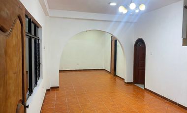 Vendo Casa en Pucallpa – Calle Callería