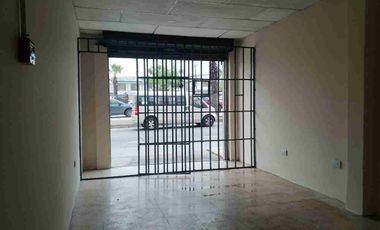 Alquiler local sobre Av Fco de Orellana, Samanes 6