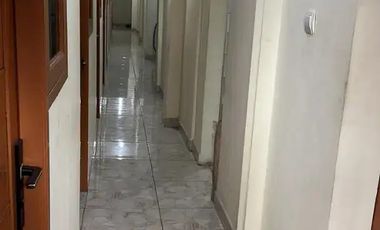 Dijual Rumah Kost di Mandala Tomang Jakarta Barat 21 Kamar Kondisi full Bebas Banjir