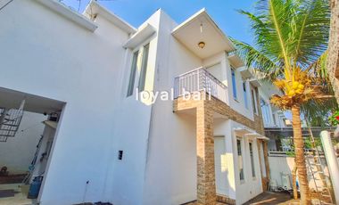 Rumah, Luxury and Modern House with White Nuance in Taman Mumbul, Bali
