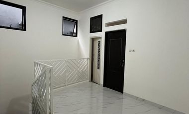 Rumah 2 Lantai Siap Huni di Condet, Kramat Jati – Jakarta Timur