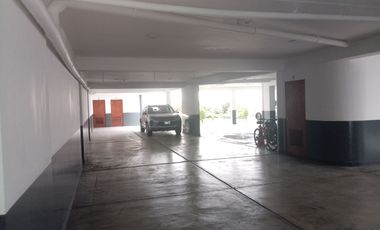 VENTA DE DEPARTAMENTO, ÁREA OCUPADA: 430 M2, Á. TECHADA: 215 M2, CHACARILLA