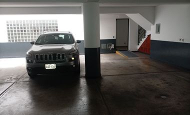 VENTA DE DEPARTAMENTO, ÁREA OCUPADA: 430 M2, Á. TECHADA: 215 M2, CHACARILLA