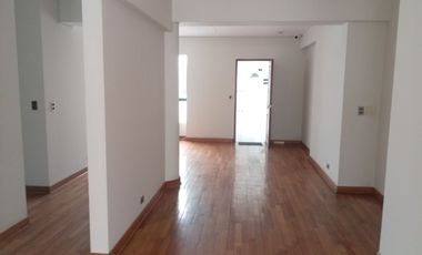 VENTA DE DEPARTAMENTO, ÁREA OCUPADA: 430 M2, Á. TECHADA: 215 M2, CHACARILLA