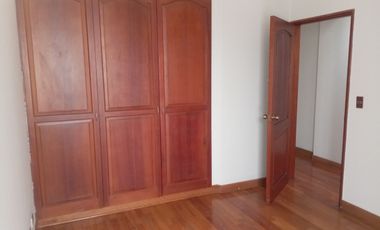 VENTA DE DEPARTAMENTO, ÁREA OCUPADA: 430 M2, Á. TECHADA: 215 M2, CHACARILLA