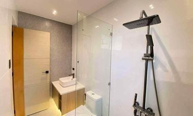 244 sqm 4BR Townhouse for Sale at Mandaluyong City