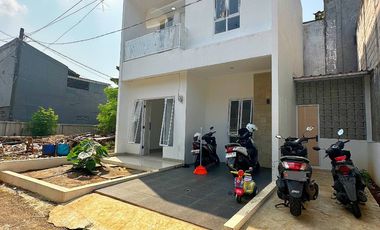 Dijual Rumah Baru Bebas Banjir Di Kalisari Pasar Rebo Jakarta Timur Dekat Jalan Raya Bogor [AR186]