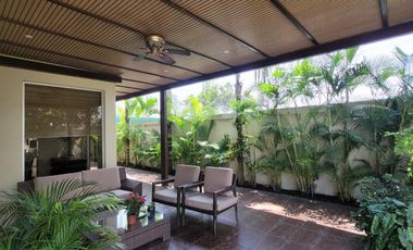 Casa en venta en Torres del Río Samborondón – 3 dormitorios, amplia y moderna