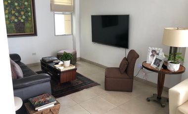 Casa en venta en Torres del Río Samborondón – 3 dormitorios, amplia y moderna