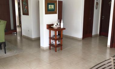Casa en venta en Torres del Río Samborondón – 3 dormitorios, amplia y moderna