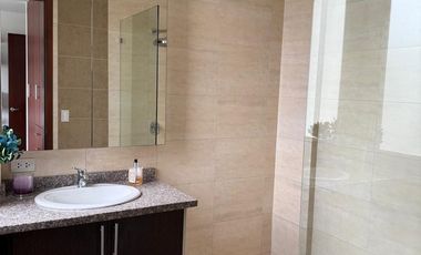 Casa en venta en Torres del Río Samborondón – 3 dormitorios, amplia y moderna
