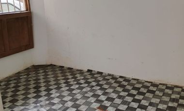ALQUILER DE CASA EN CIUDADELA AURORA CERCA DE TODO