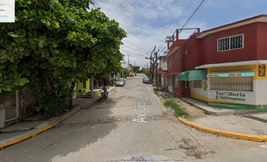 Gran Oportunidad Casa en Venta en Av. Circonia 197, Jardines del Pedregal, Tuxtla Gutiérrez