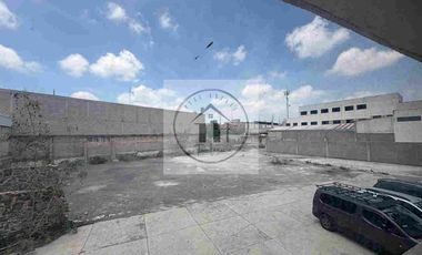 RENTA DE TERRENO CON LOCALES CON USO DE SUELO COMERCIAL E INDUSTRIAL