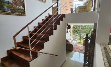 ¡GANGA EXCLUSIVA en Encenillos de Sindamanoy!  Se vende espectacular loft reformado con ampliación , un verdadero sueño de diseño moderno y acabados d