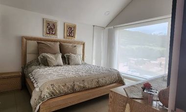 ¡GANGA EXCLUSIVA en Encenillos de Sindamanoy!  Se vende espectacular loft reformado con ampliación , un verdadero sueño de diseño moderno y acabados d