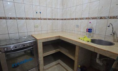 VENDO CASA MARTINETE CERCADO LIMA