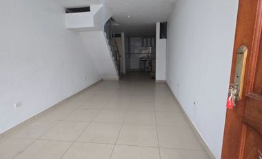 VENDO CASA MARTINETE CERCADO LIMA