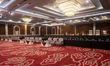 CLASSIC HOTEL AND MALL IN CENTRAL YOGYAKARTA
