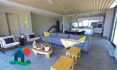 Casa con Vista a la Bahía, Terraza y 4 Recámaras