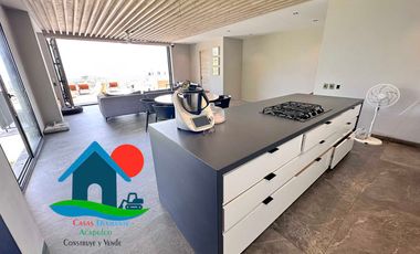 Casa con Vista a la Bahía, Terraza y 4 Recámaras