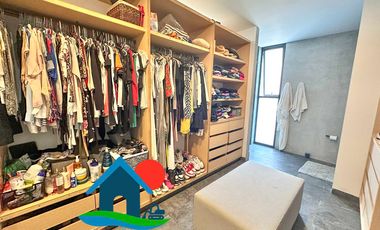 Casa con Vista a la Bahía, Terraza y 4 Recámaras