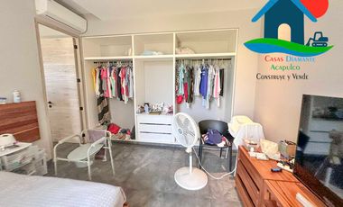 Casa con Vista a la Bahía, Terraza y 4 Recámaras