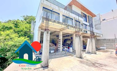 Casa con Vista a la Bahía, Terraza y 4 Recámaras