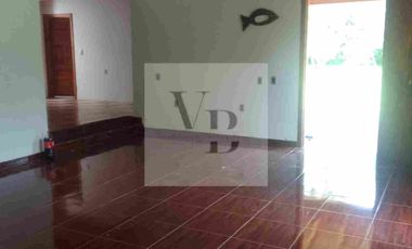 Renta de casa con amplio jardín