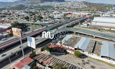 Terreno con uso de suelo en venta en Tlalnepantla de Baz Estado de Mexico