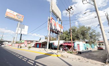 Terreno con uso de suelo en venta en Tlalnepantla de Baz Estado de Mexico