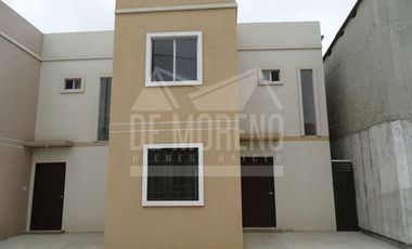 CASA DE ESTRENO EN ALQUILER URB ROSEDAL 2 CHONGÓN