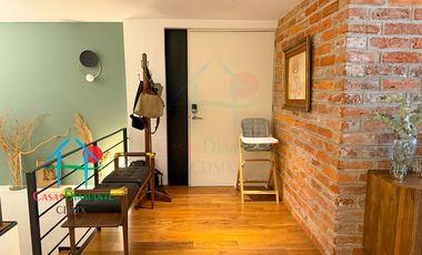 Depto en Roma Norte. 2 niveles, Terraza, 3 Recámaras y Bodega