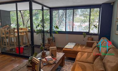 Depto en Roma Norte. 2 niveles, Terraza, 3 Recámaras y Bodega