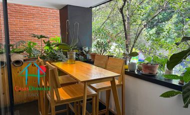 Depto en Roma Norte. 2 niveles, Terraza, 3 Recámaras y Bodega