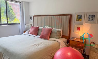 Depto en Roma Norte. 2 niveles, Terraza, 3 Recámaras y Bodega