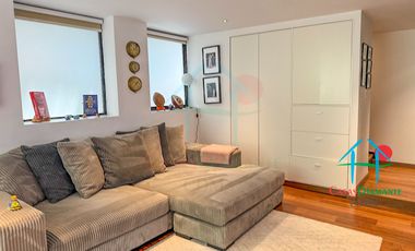 Depto en Roma Norte. 2 niveles, Terraza, 3 Recámaras y Bodega