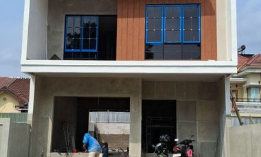 Rumah Scandinavian Modern 2 Lantai Lokasi Premium di Jalan Palagan Ngaglik Sleman