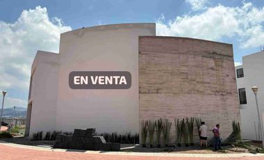 Casa en VENTA en Los Frayles. San Juan Tilcuautla.