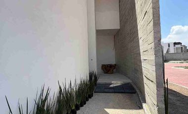 Casa en VENTA en Los Frayles. San Juan Tilcuautla.