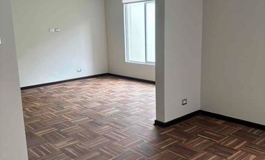 VENDO CASA DE 3 PISOS SAN BORJA