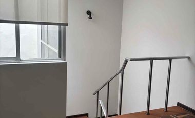 VENDO CASA DE 3 PISOS SAN BORJA