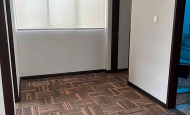 VENDO CASA DE 3 PISOS SAN BORJA