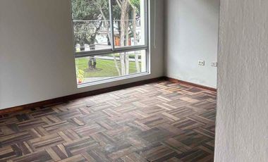 VENDO CASA DE 3 PISOS SAN BORJA