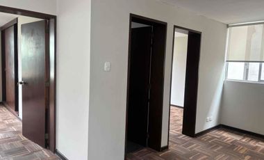 VENDO CASA DE 3 PISOS SAN BORJA