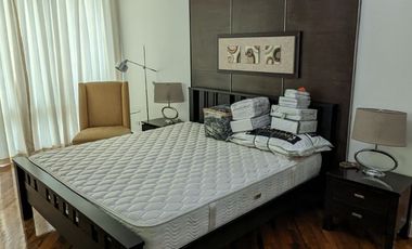 Newly Refurbished Amorsolo (Rockwell) 2BR unit for Lease