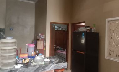 Rumah Tinggal 2 Lantai Semi Furnish Lokasi Balecatur Gamping Sleman