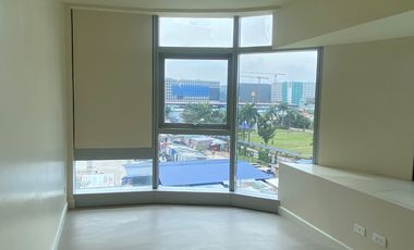 2 Bedroom Ready For occupancy In Pasay Bay Area Near MOA | Six Senses Residences